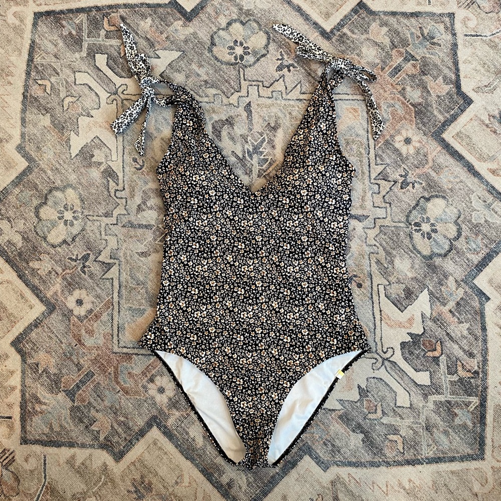 Summersalt Backflip Tie Straps | Sea Urchin Floral